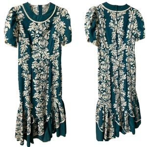 Vintage Hawaiian‎ Carol Bennett Sz Small Puff sleeves and Ruffles  Dress